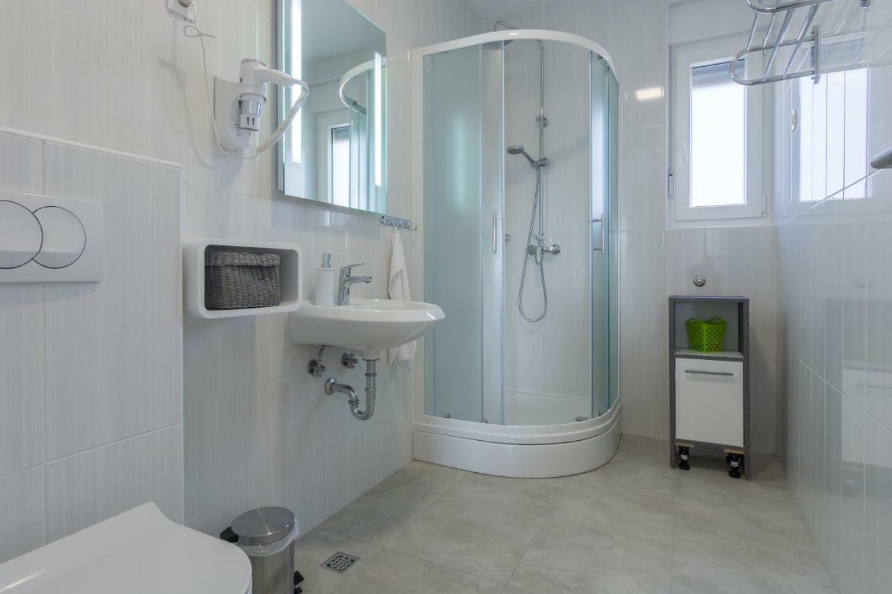 Апартаменты Apartmanska Kuca Luna Бибинье Экстерьер фото